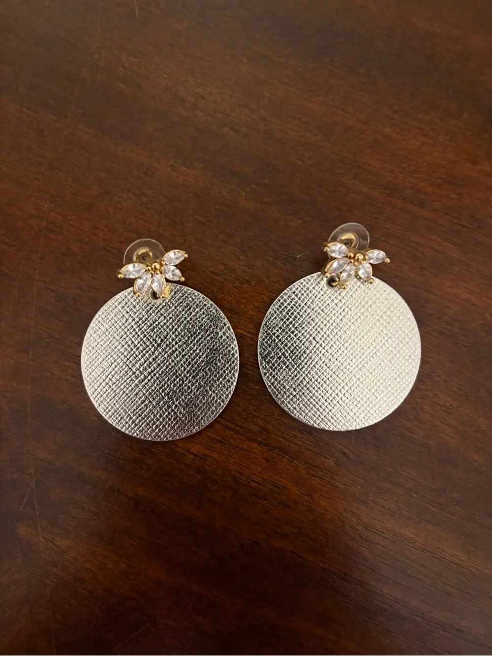 Nickel and suede silver marquis discs
